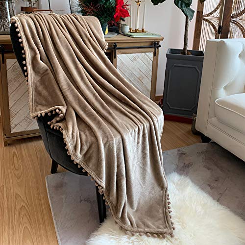 Flannel Blanket with Pompom Fringe Lightweight Cozy Bed Blanket Soft Throw