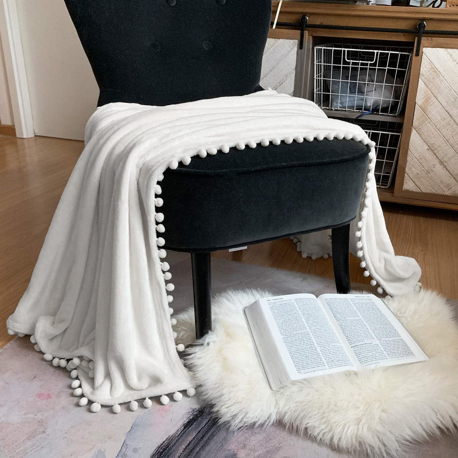 Flannel Blanket with Pompom Fringe Lightweight Cozy Bed Blanket Soft Throw