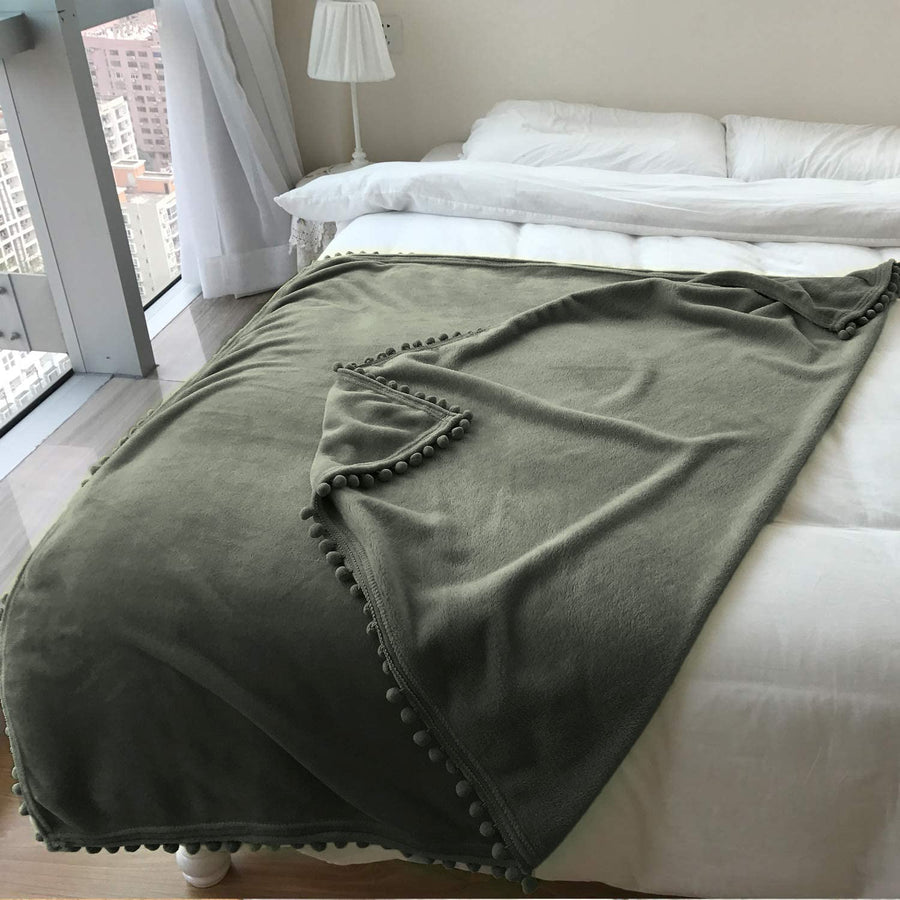 Flannel Blanket with Pompom Fringe Lightweight Cozy Bed Blanket Soft Throw