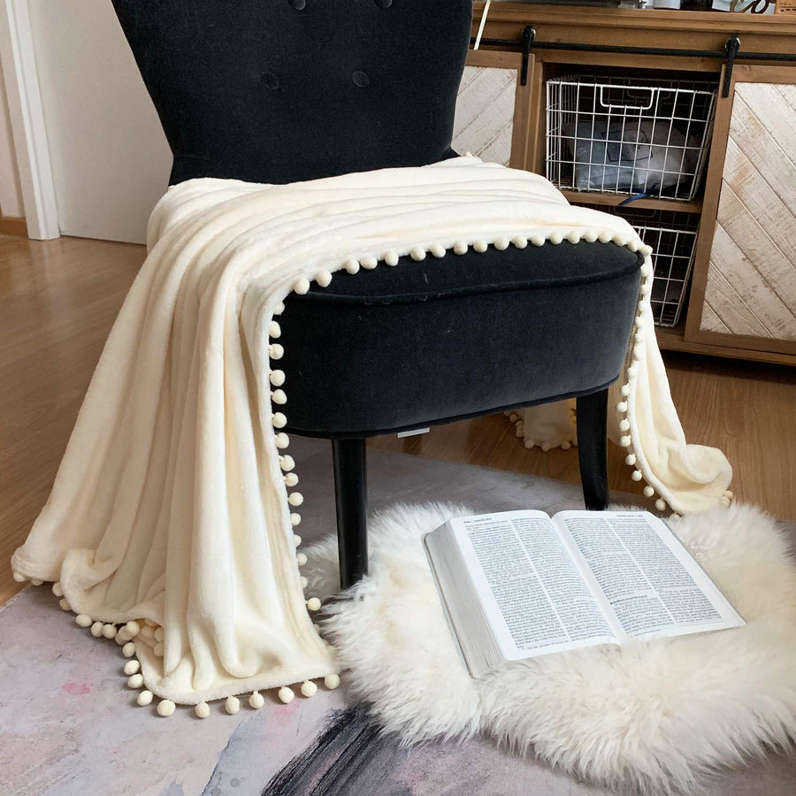 Flannel Blanket with Pompom Fringe Lightweight Cozy Bed Blanket Soft Throw