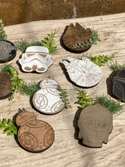 Star Wars Mini PlantersI’m in love with these magnets. Faux plants are my thing..... I don’t have a green thumb. 

The Star Wars collection is so adorable. 

Approximate sizes 
Millennium Star Wars Mini Planters